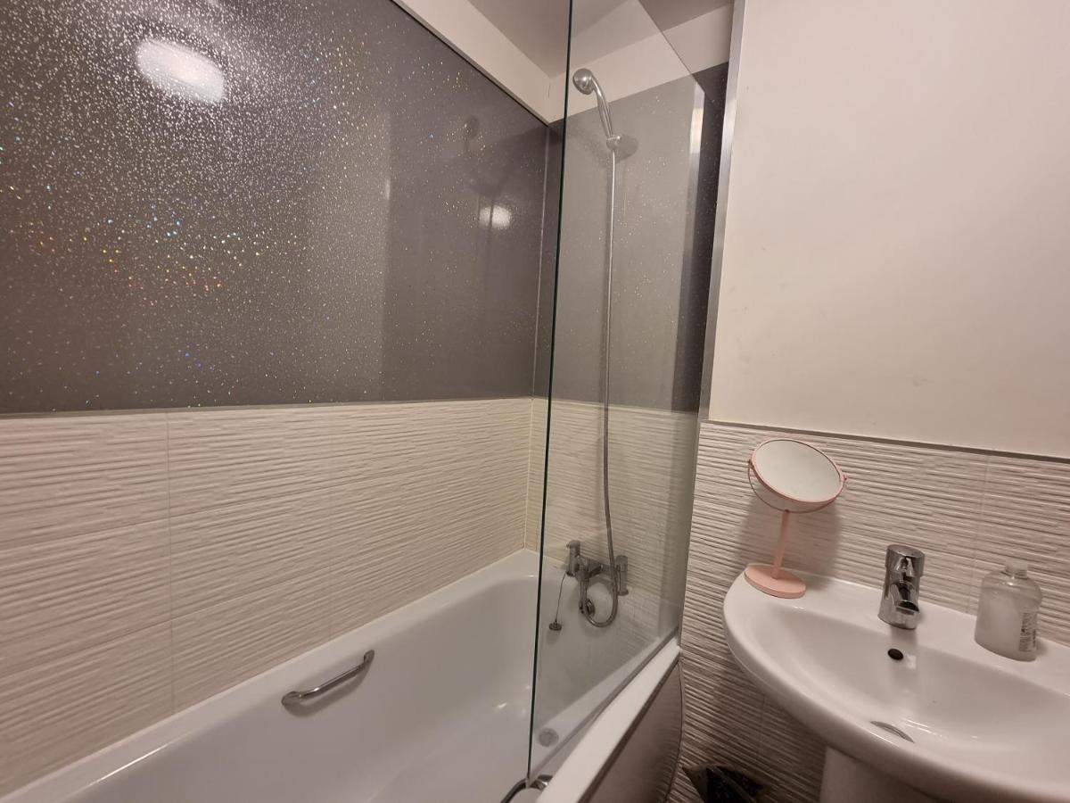 Kingsize Room Close To The A30 Camborne Pool 外观 照片